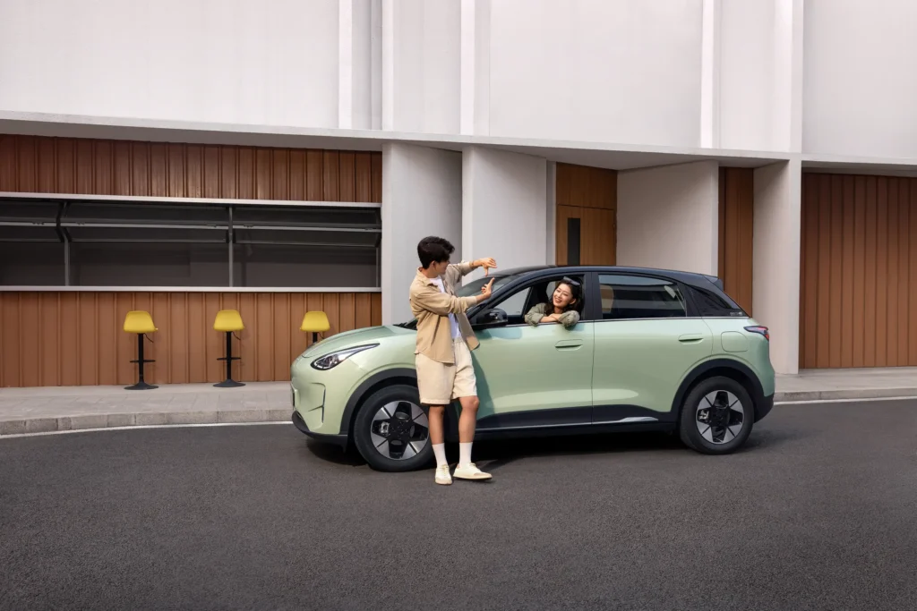 geely-ex2-bandung